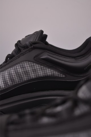 Moncler Trailgrip Lite Cordura Gore-Tex 3M view 8