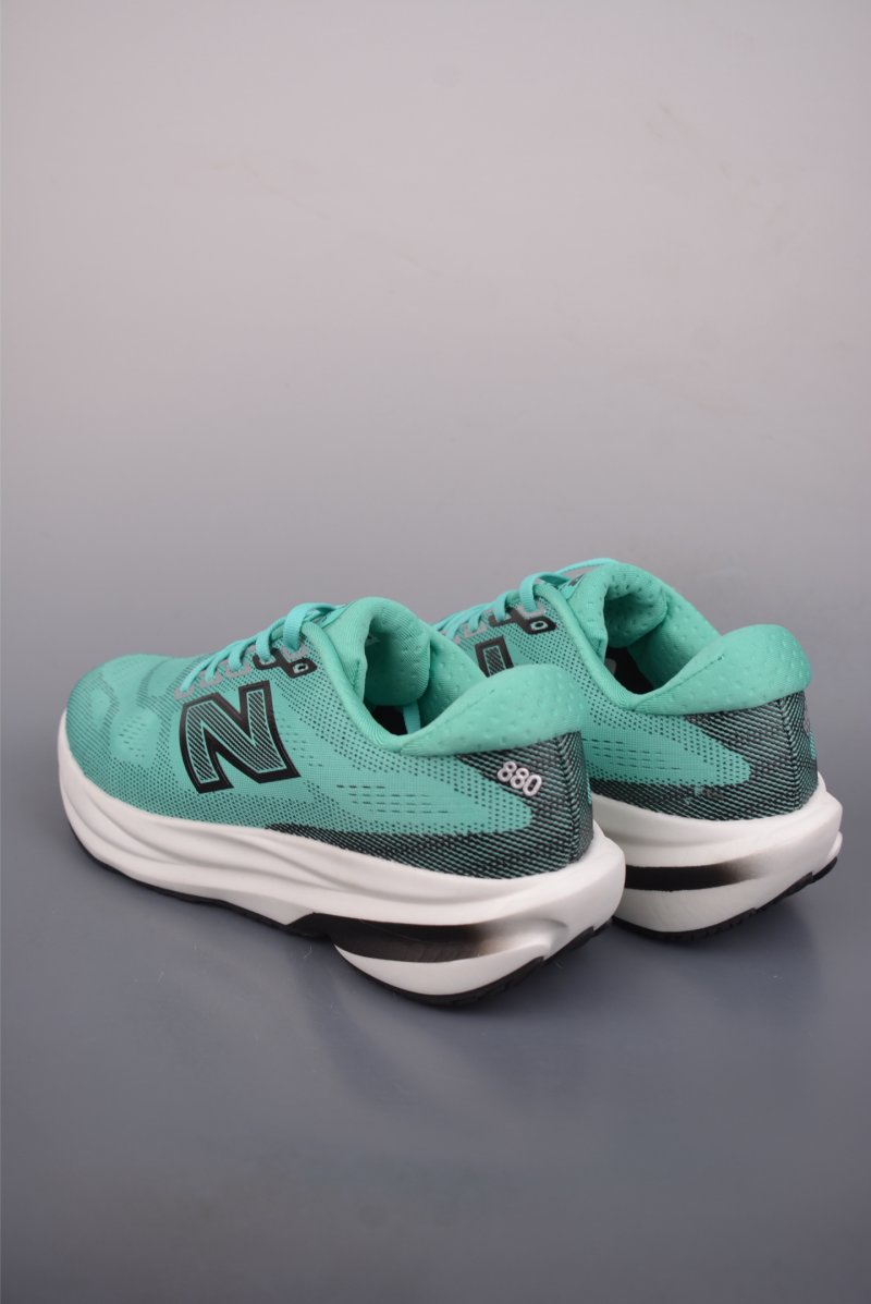 New Balance Fresh Foam X880 v12 view