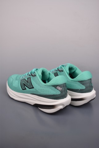 New Balance Fresh Foam X880 v12 view 2