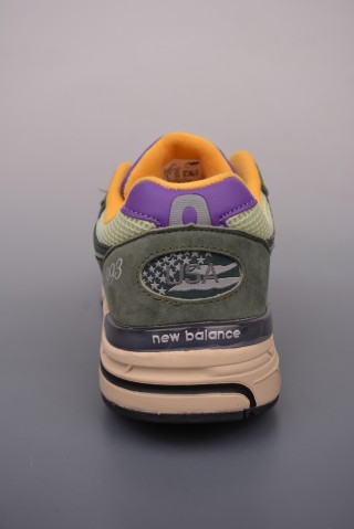New Balance MR993 view 4