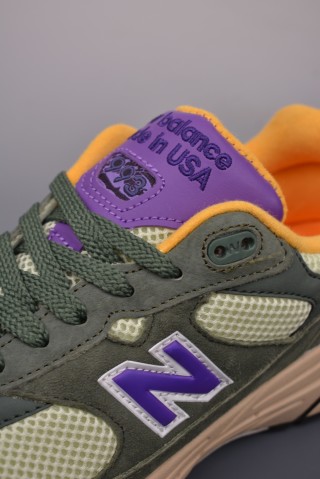New Balance MR993 view 8