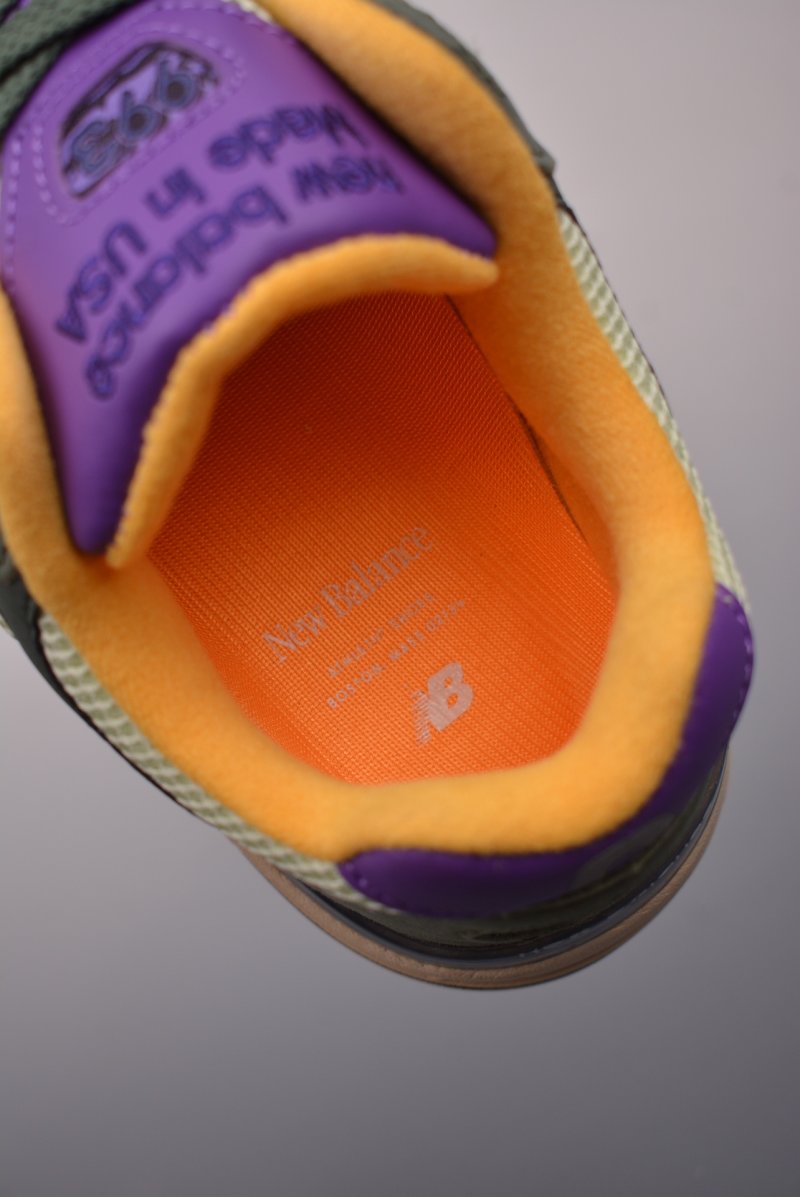 New Balance MR993 view