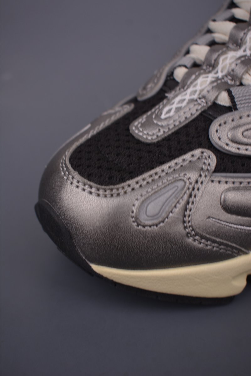 New Balance M1000 view