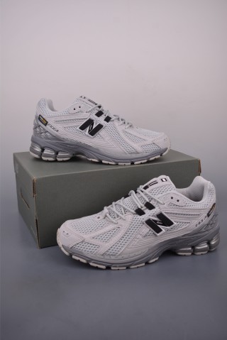 New Balance M1906 view 5