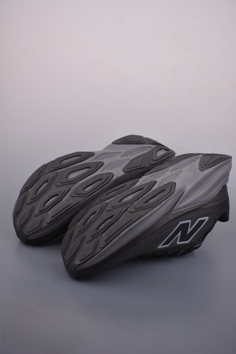 New Balance FuelCell Supercomp Trainer view