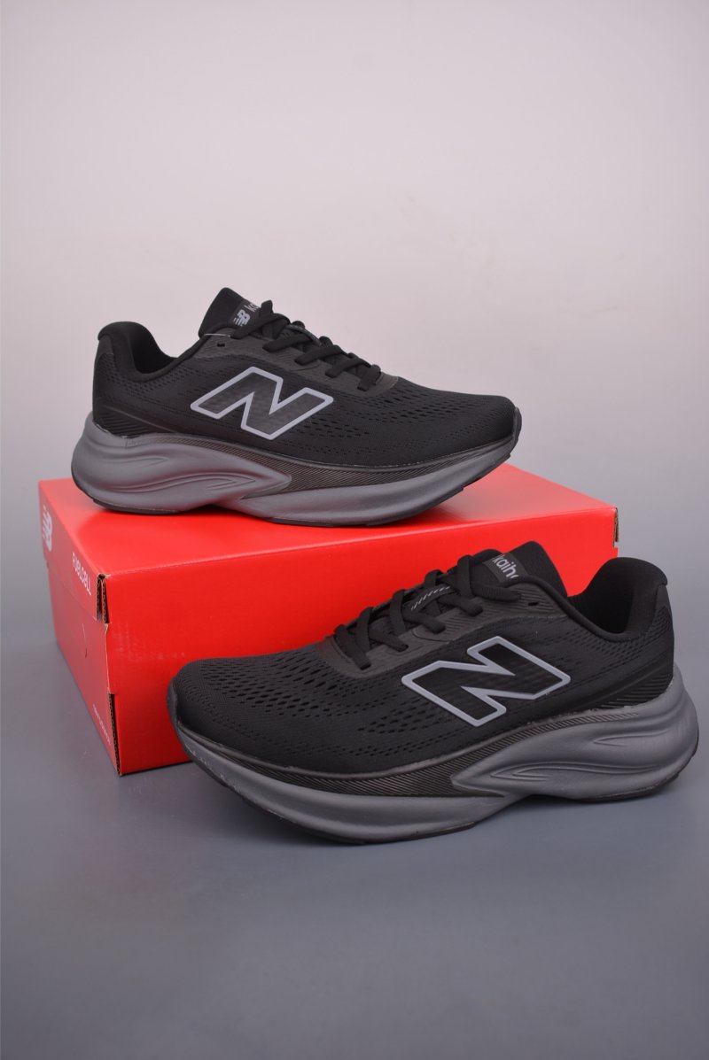 New Balance FuelCell Supercomp Trainer view