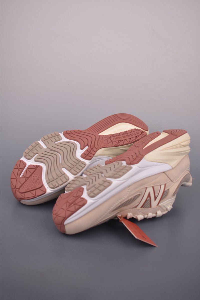 New Balance NB 990 view