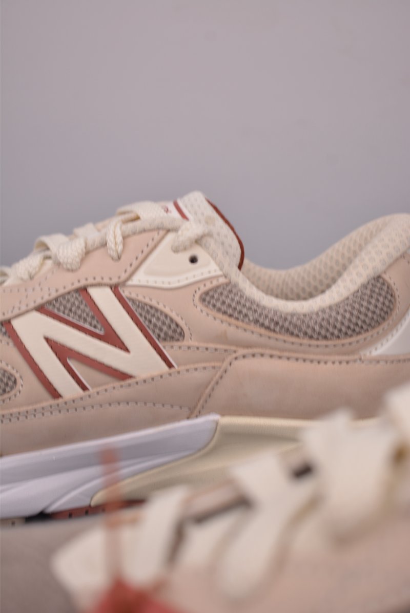 New Balance NB 990 view
