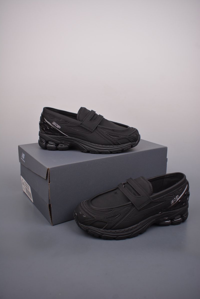 New Balance 1906R view