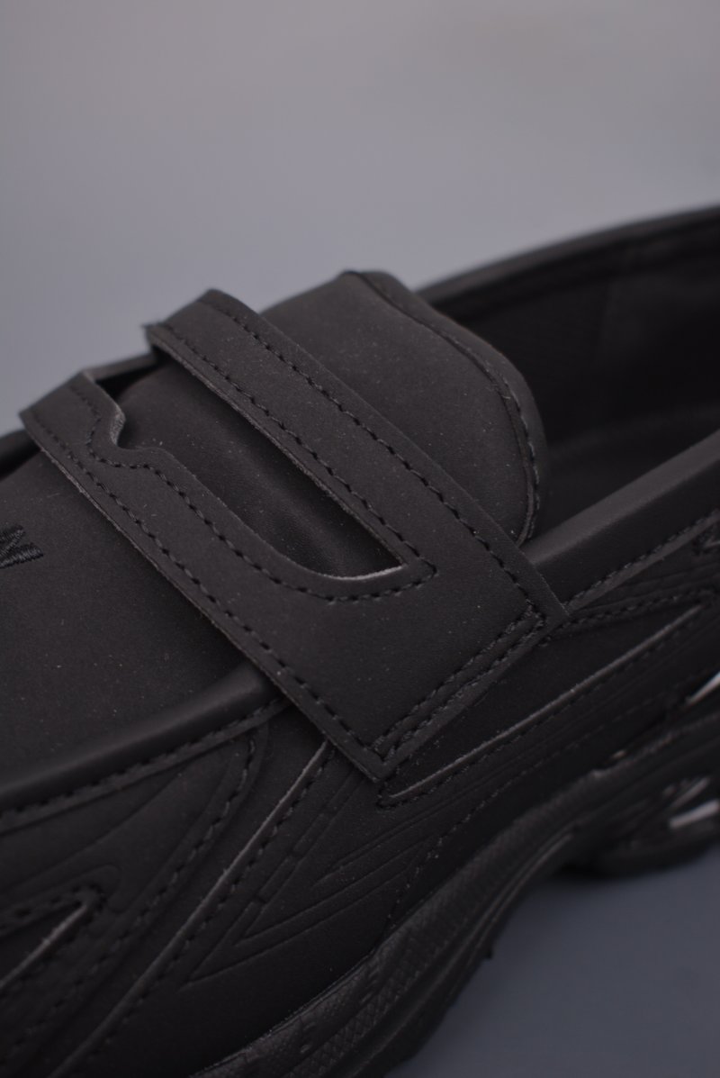 New Balance 1906R view