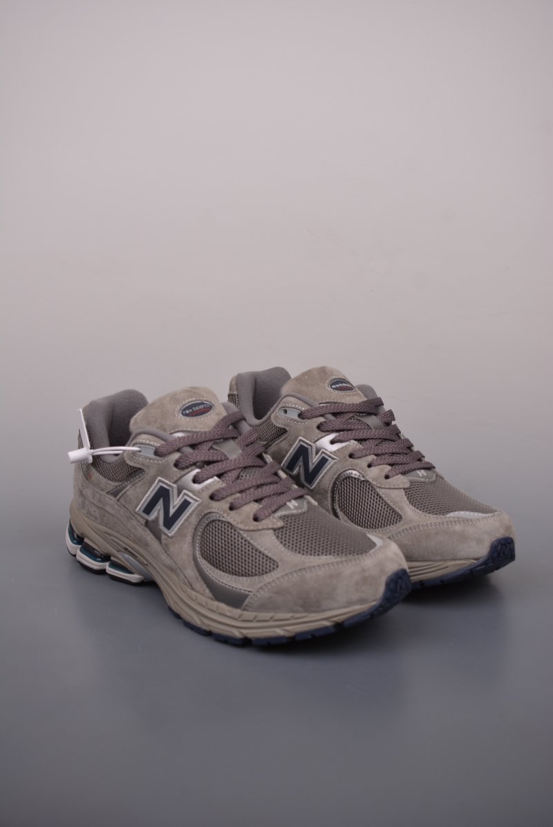 New Balance 2002R