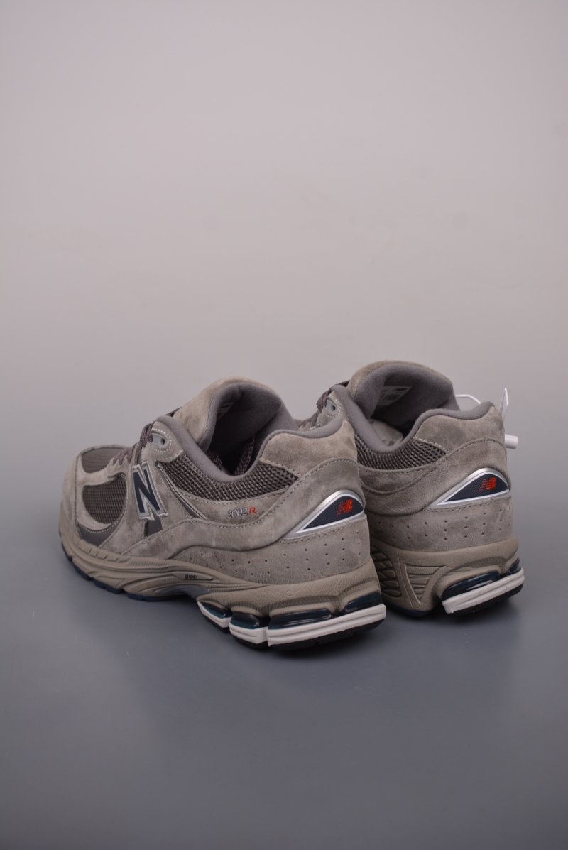 New Balance 2002R view
