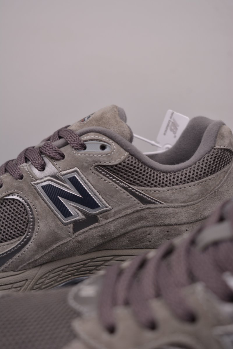 New Balance 2002R view