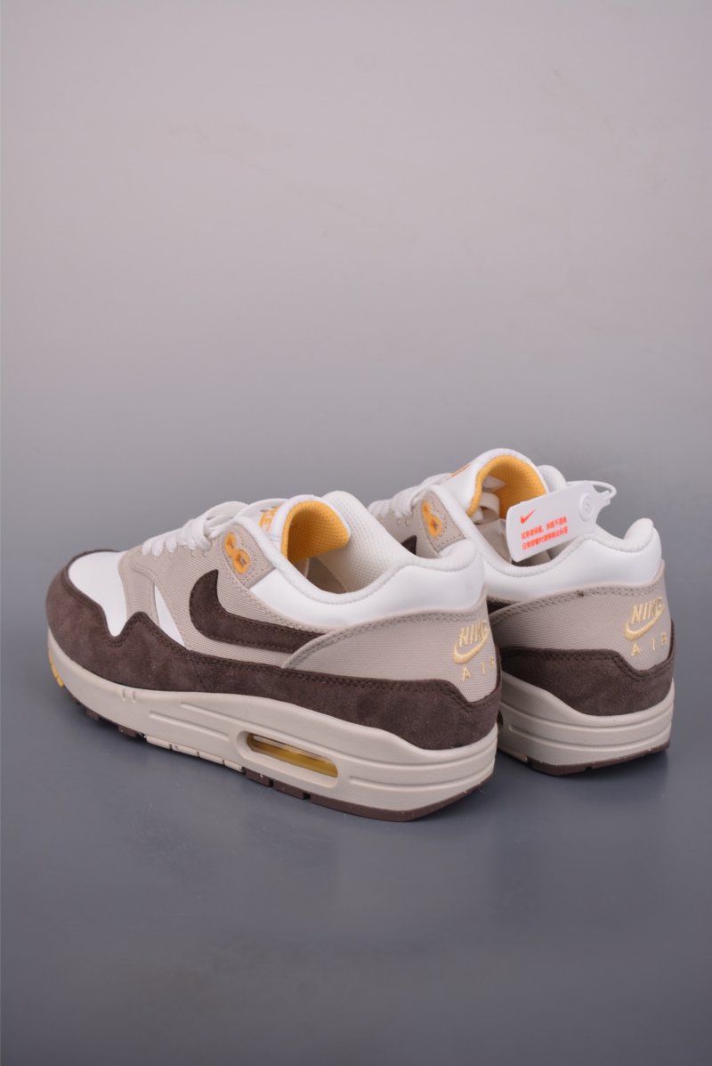 Nike Air Max 1 'Beige / Brown' view