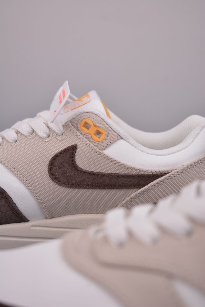 Nike Air Max 1 'Beige / Brown' view