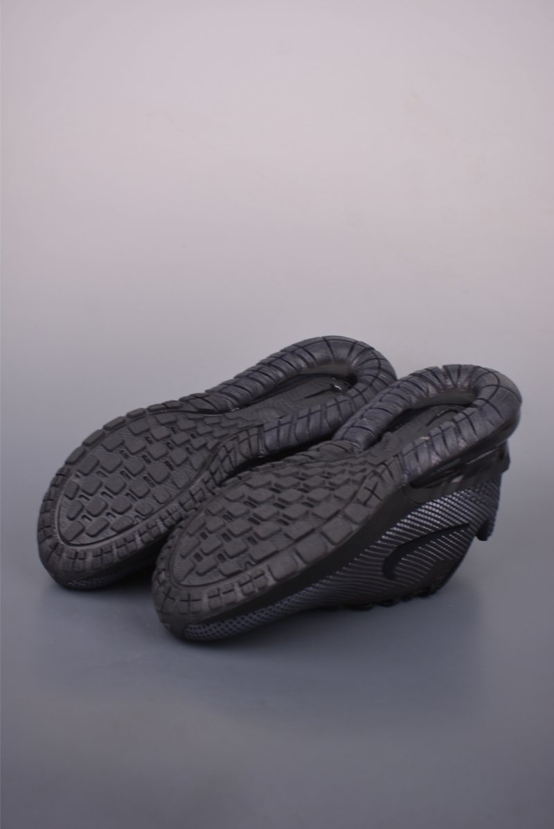 Nike Air Max Phcenk view