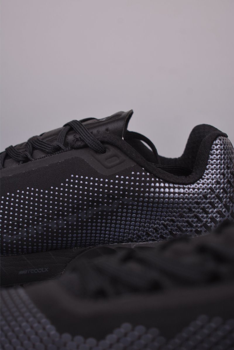 Nike Air Max Phcenk view