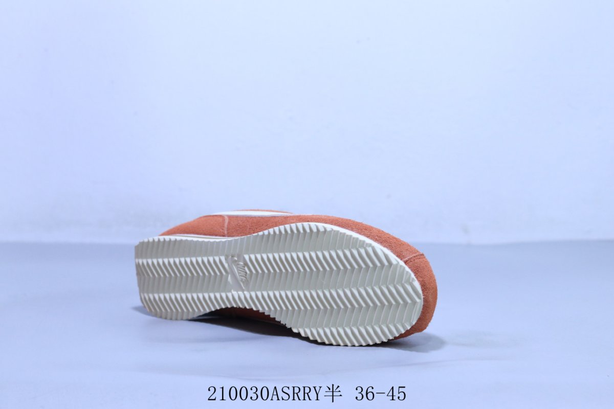 Nike Classic Cortez Nylon view