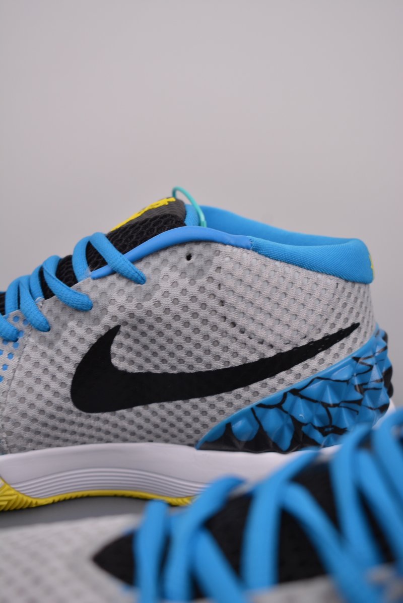 Nike Kyrie 1 EP view