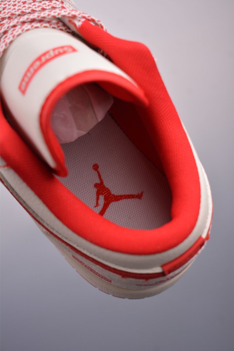 Nike Air Jordan 1 view