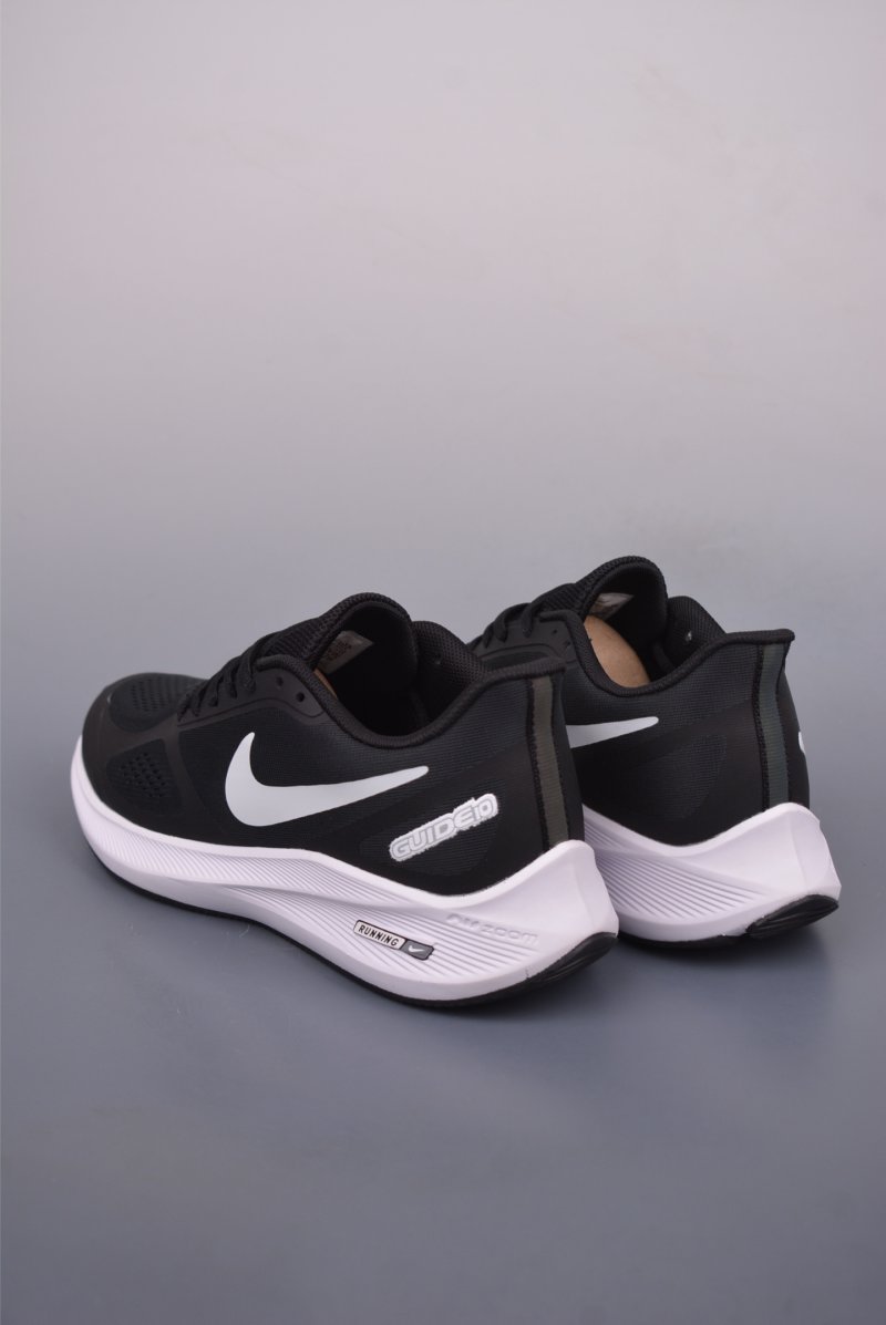 Nike Zoom Winflo 7X view