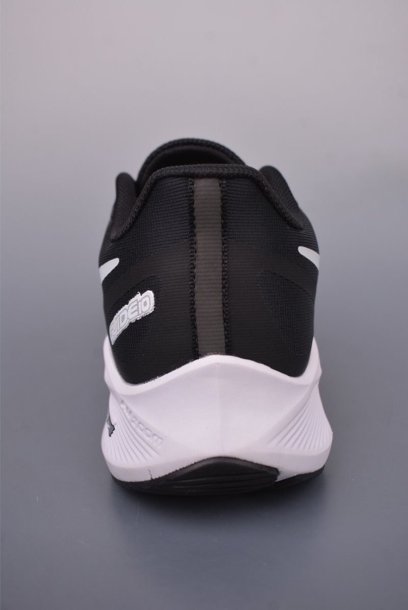 Nike Zoom Winflo 7X view