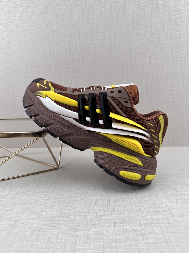 Pharrell Williams x Adidas Adistar Jellyfish 'Black / Brown / Yellow'