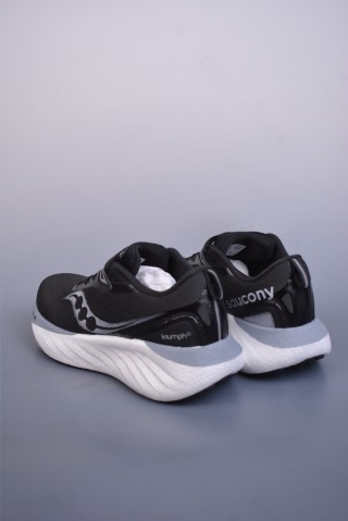Saucony Triumph 22 view 2
