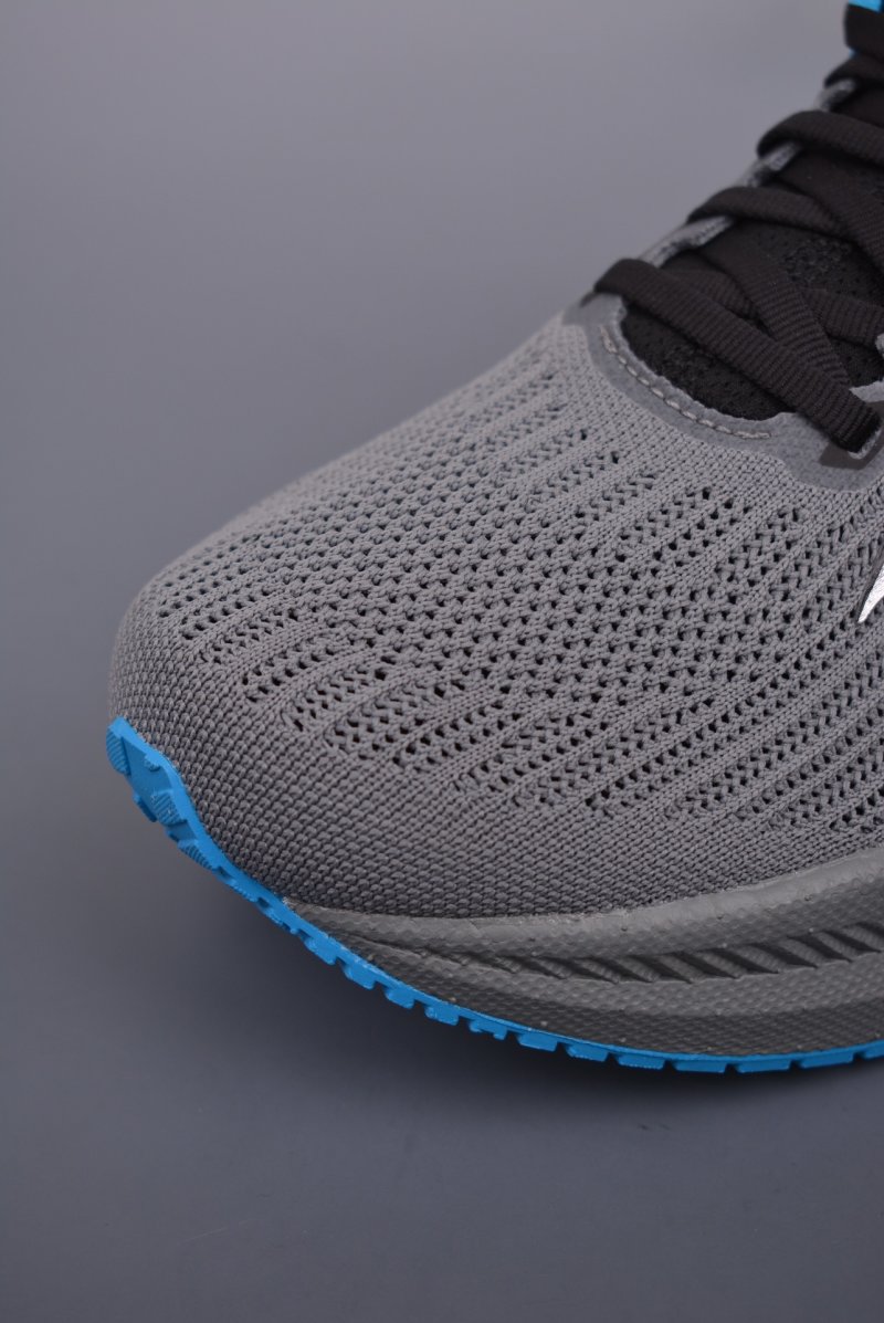 Saucony Triumph 21 view