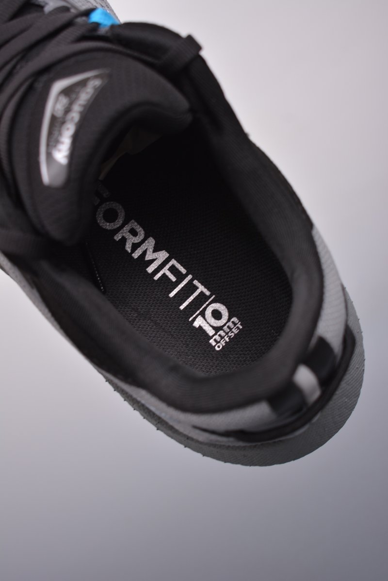 Saucony Triumph 21 view
