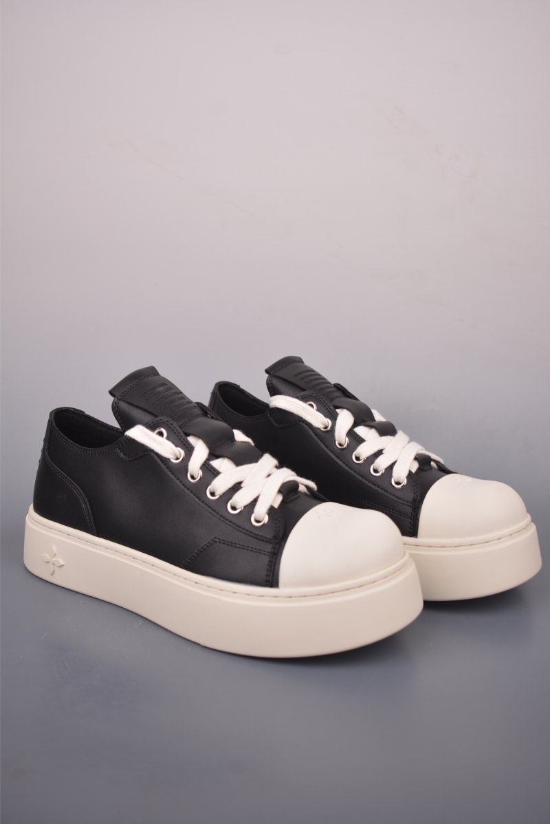 SMFK Garden Vintage Skate Low 'Red'