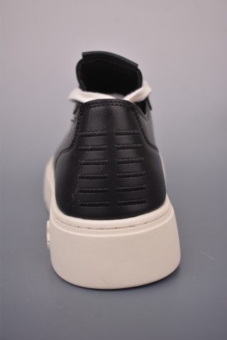 SMFK Garden Vintage Skate Low 'Red' view 4