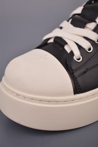 SMFK Garden Vintage Skate Low 'Red' view 6