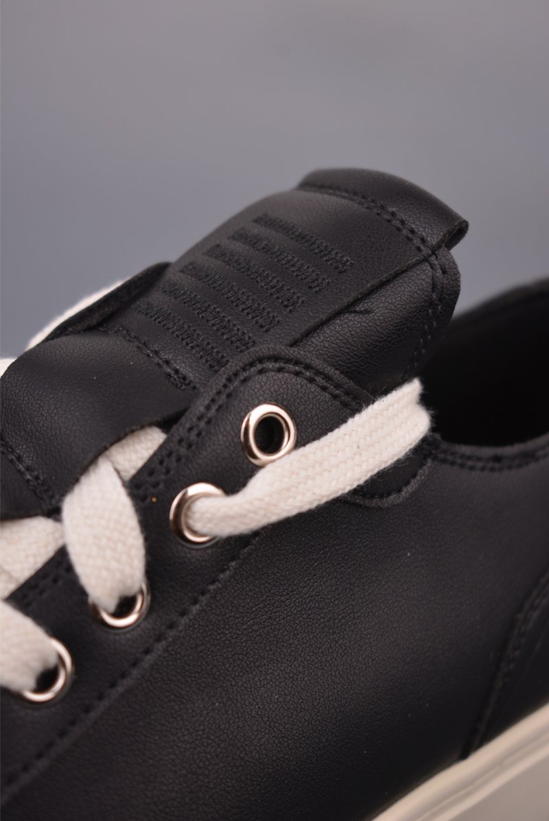 SMFK Garden Vintage Skate Low 'Red' view