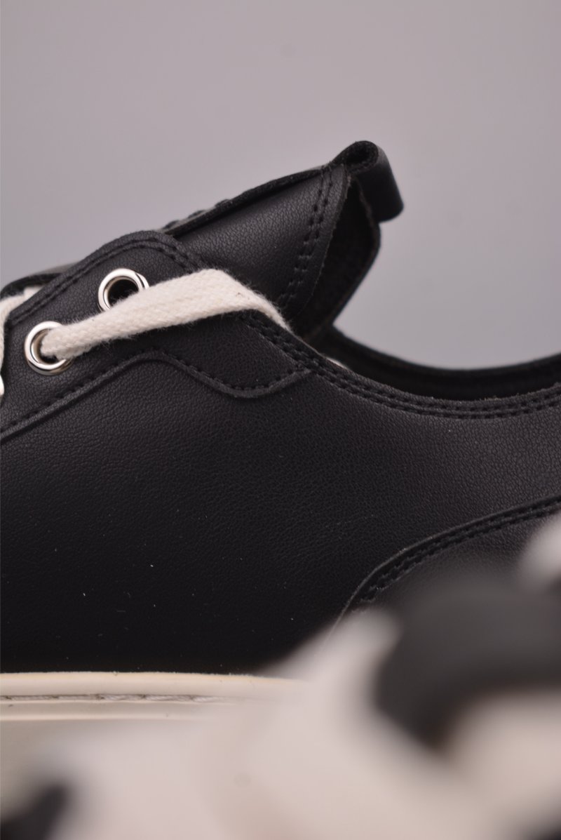 SMFK Garden Vintage Skate Low 'Red' view