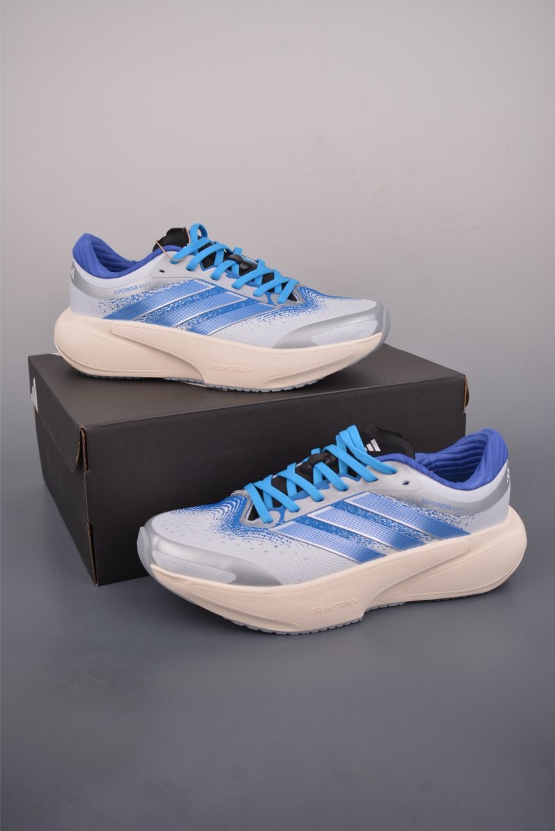 Adidas Supernovq Rise 3 view