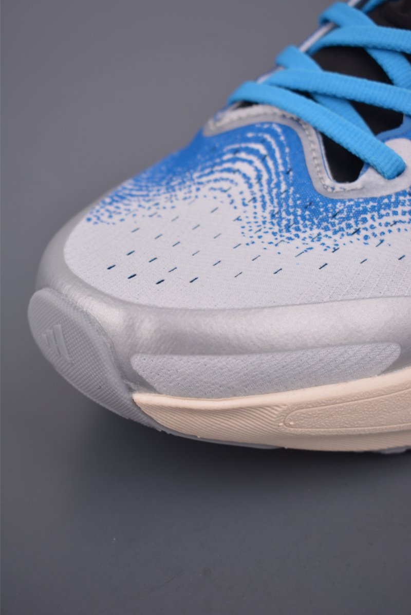 Adidas Supernovq Rise 3 view