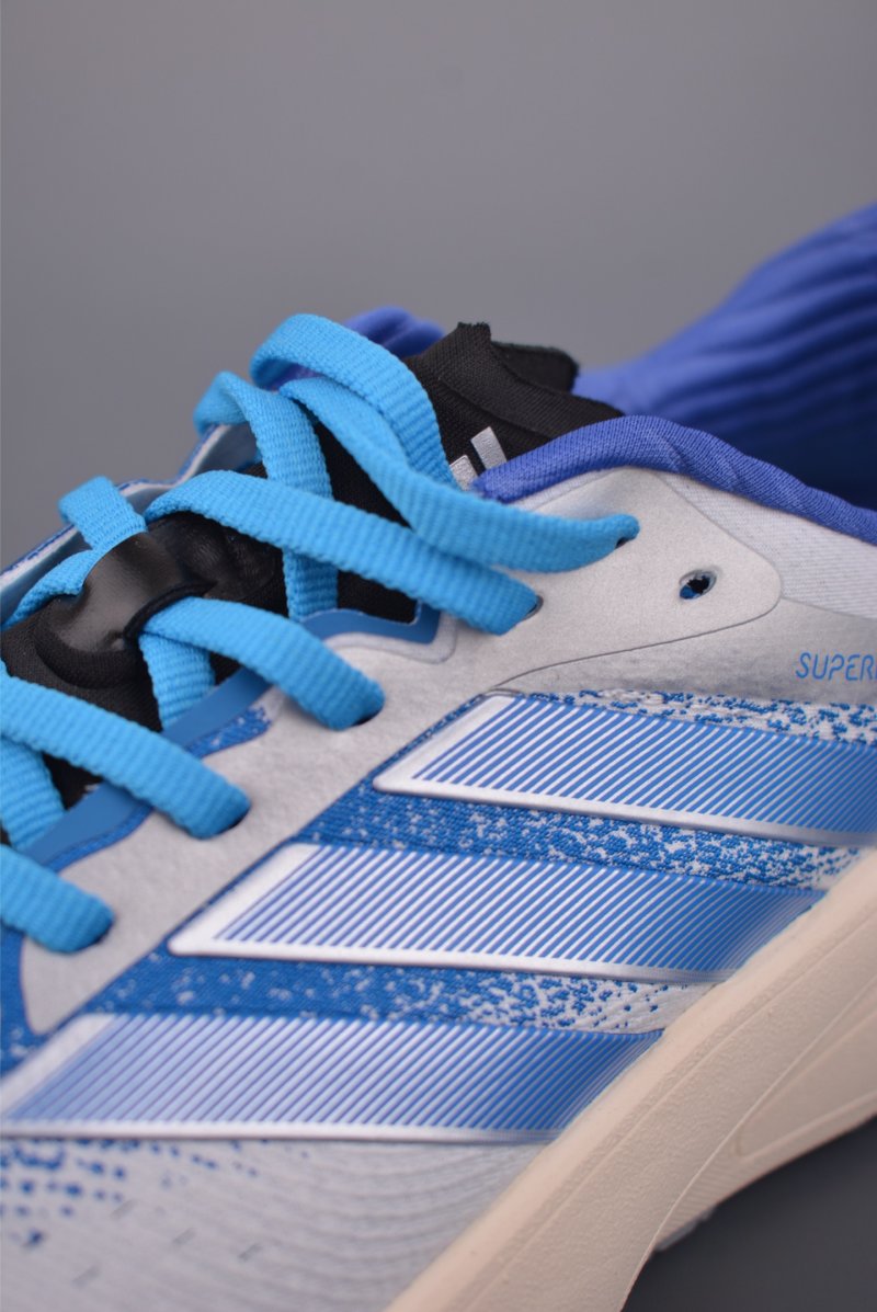 Adidas Supernovq Rise 3 view