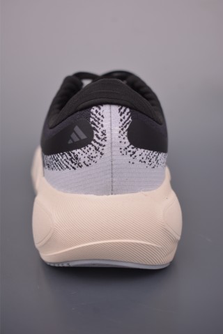 Adidas Supernovq Rise 3 view 4