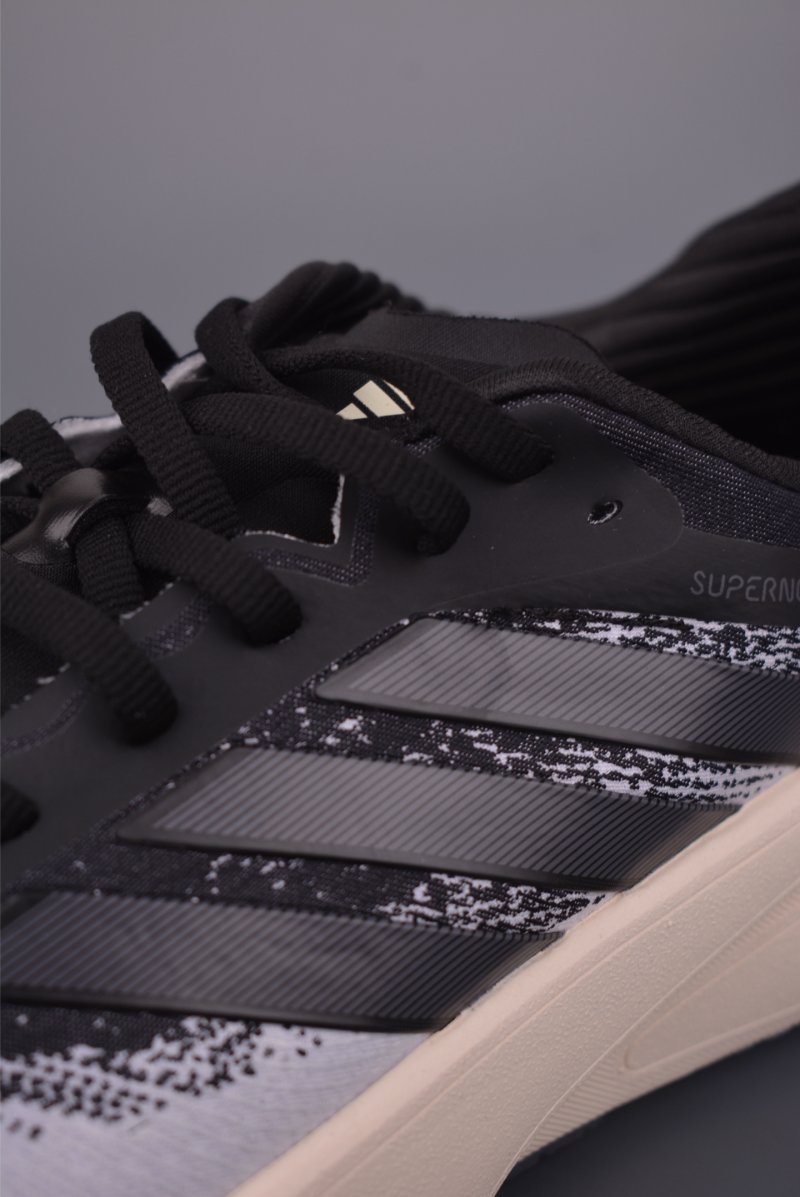 Adidas Supernovq Rise 3 view
