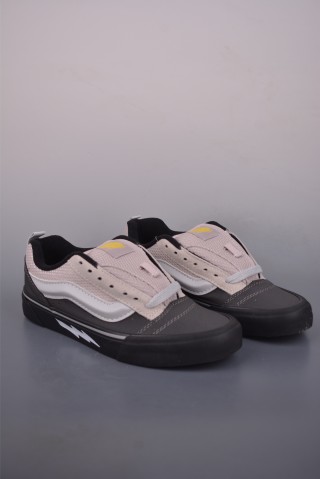 Vans Knu Skool 'Black / Grey'
