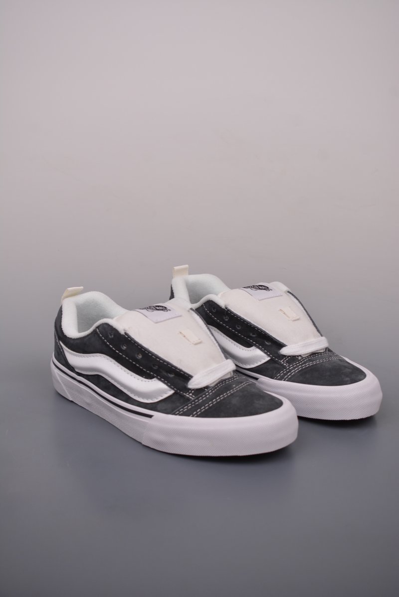 Vans Knu Skool 'Black'