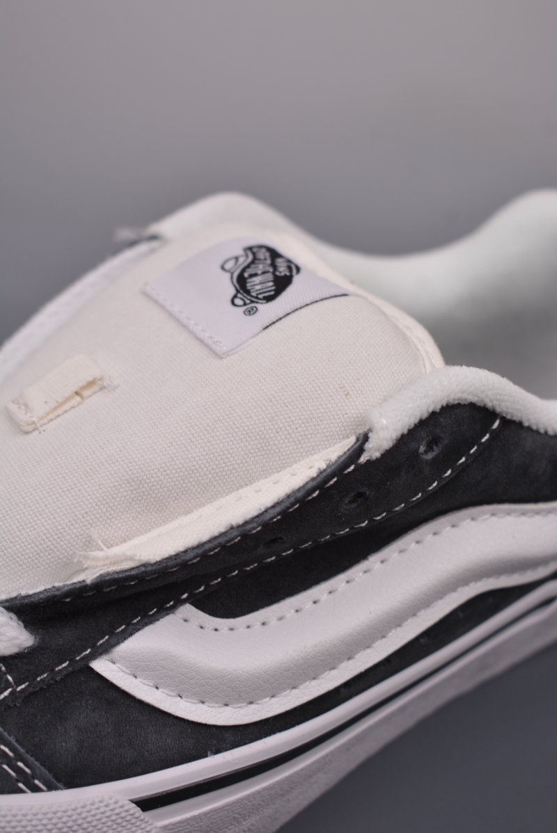 Vans Knu Skool 'Black' view