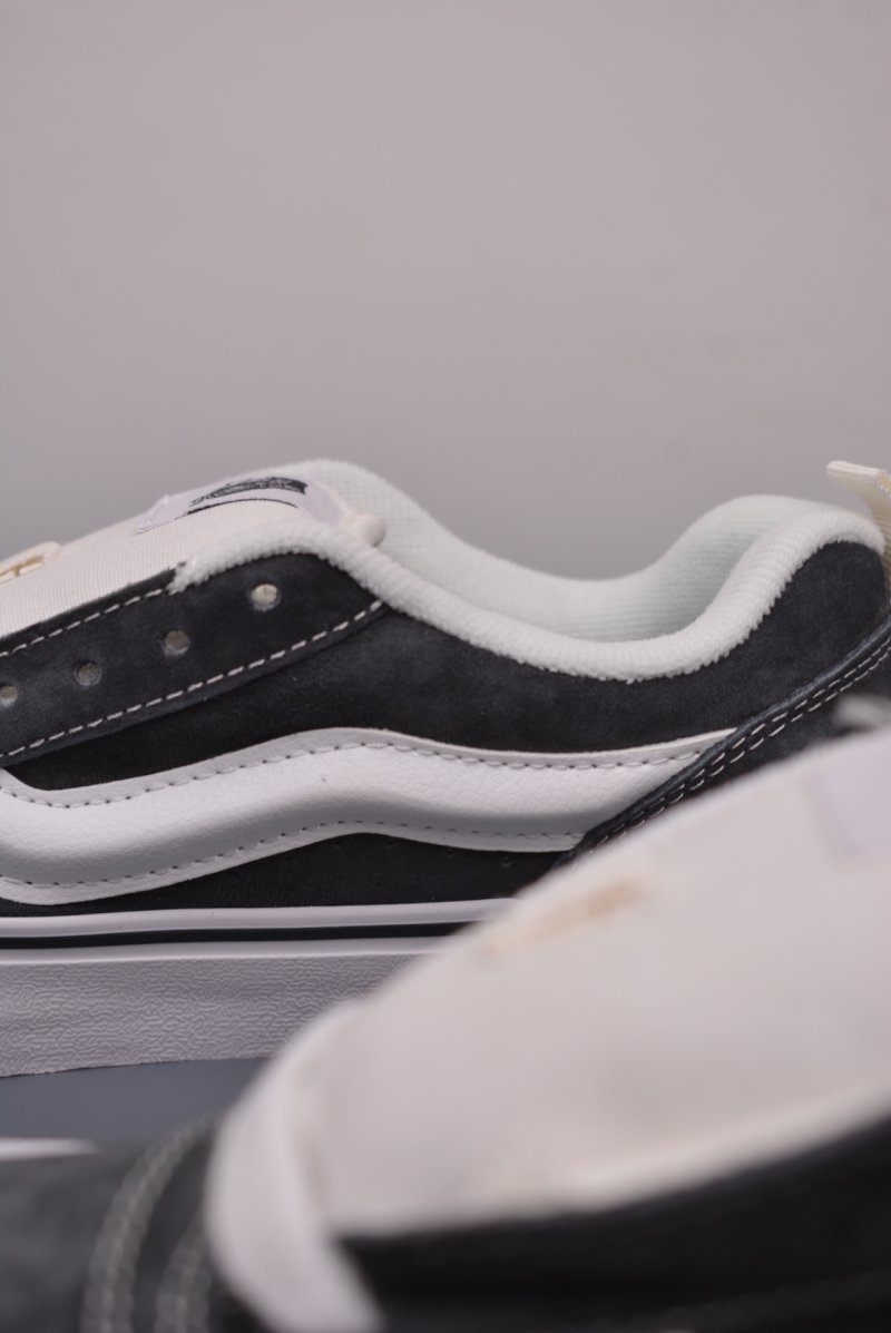 Vans Knu Skool 'Black' view