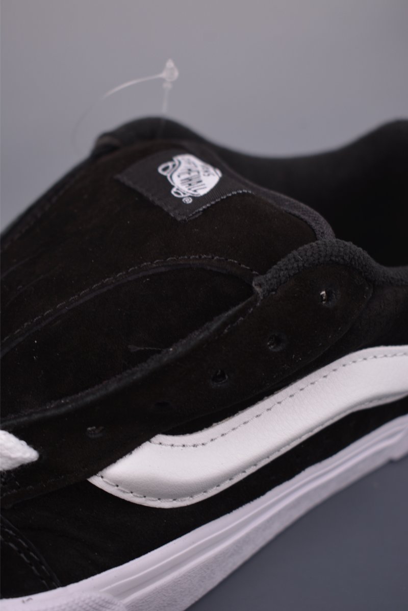 Vans Knu Skool 'Black' view