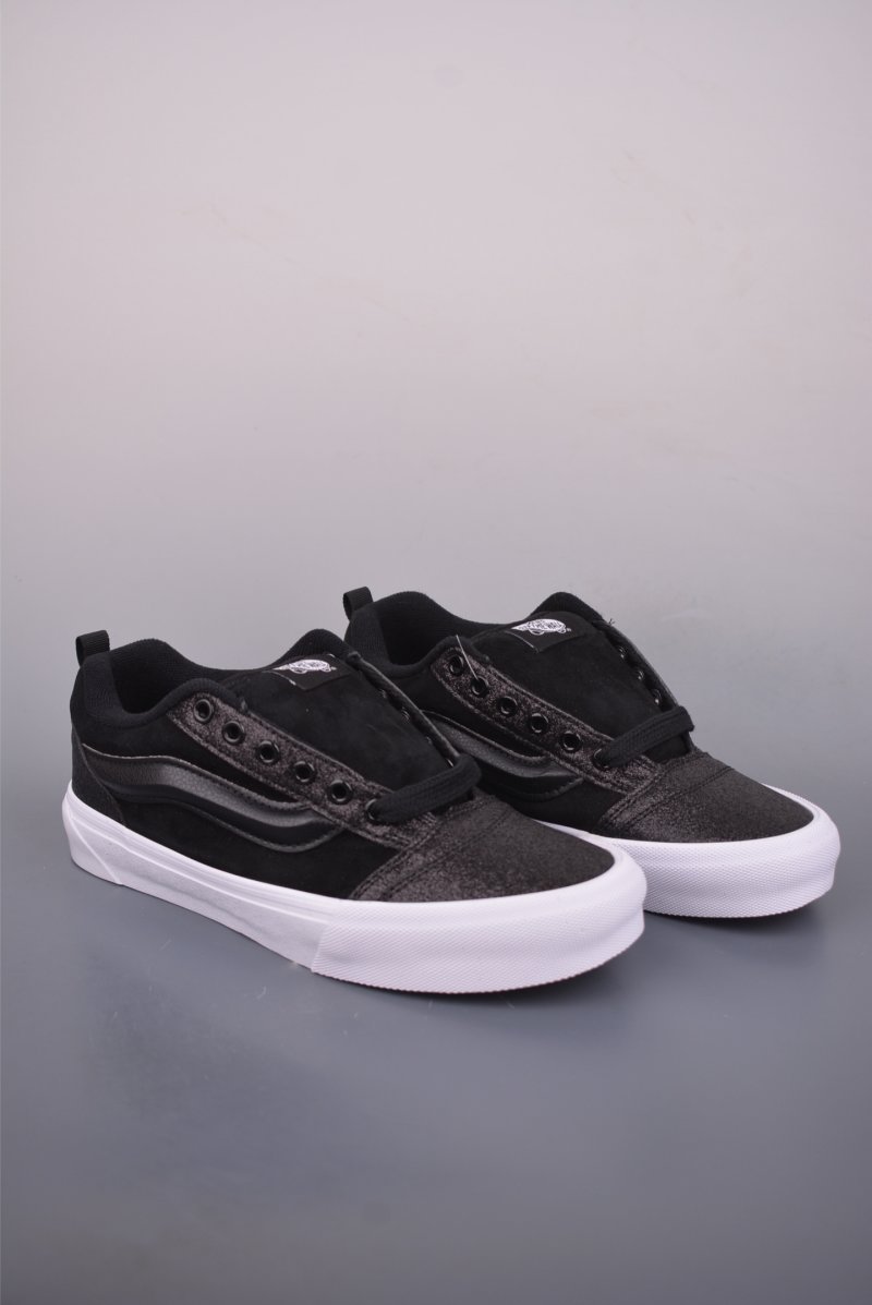 Vans Knu Skool 'Black'