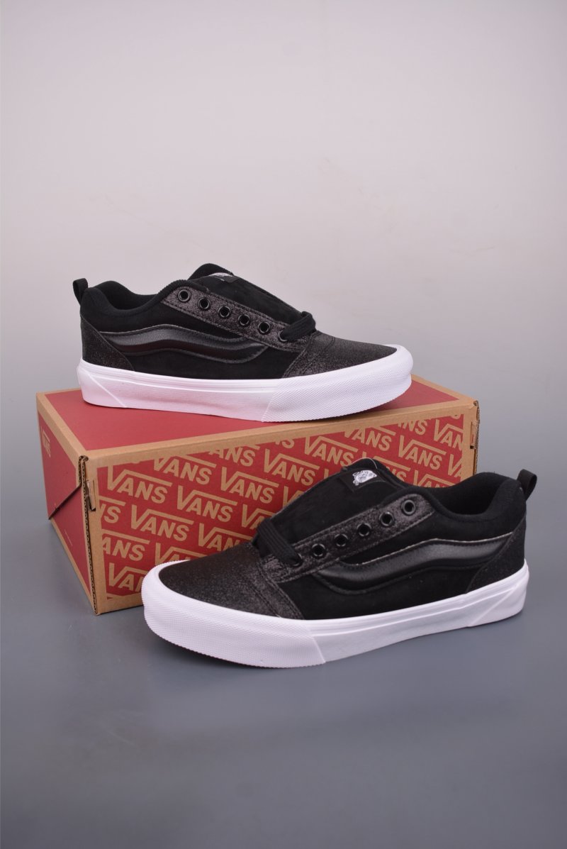 Vans Knu Skool 'Black' view