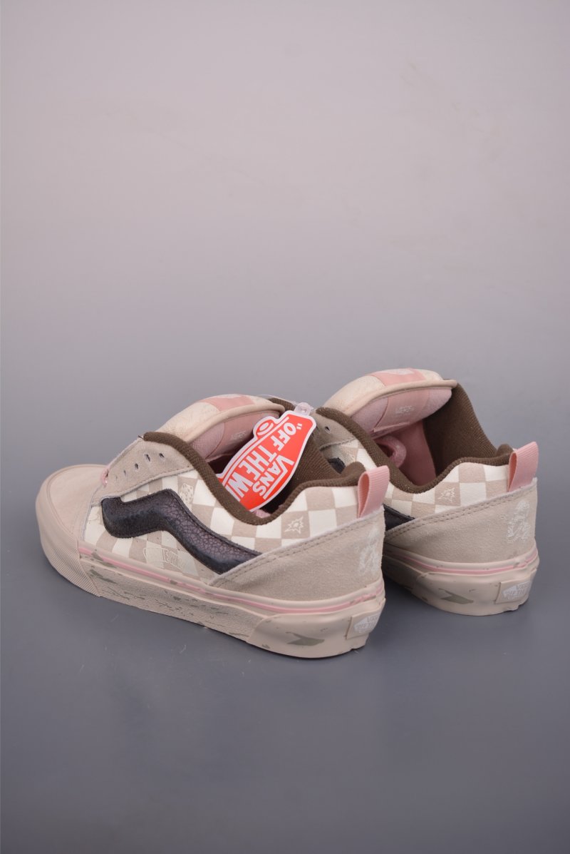 Vans Knu Skool 'Space Molly x Pop Mart' view