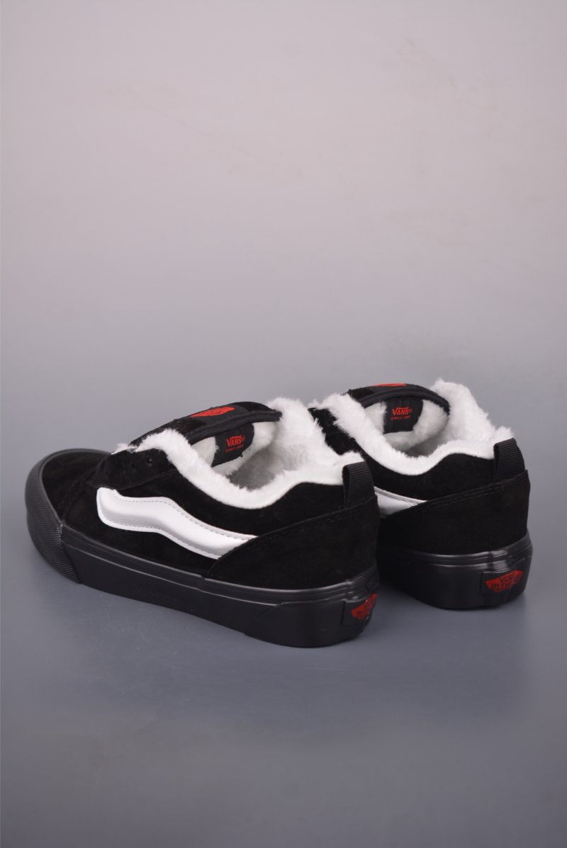 Vans Knu Skool 'Black' view