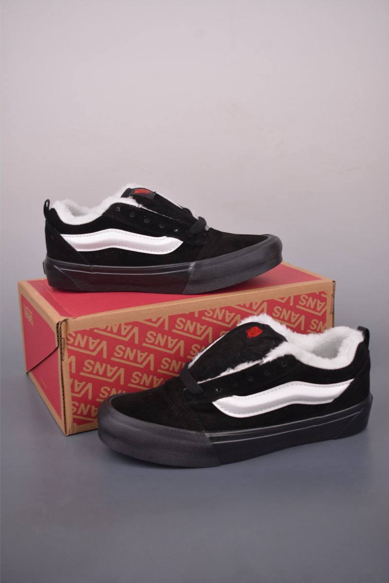 Vans Knu Skool 'Black' view